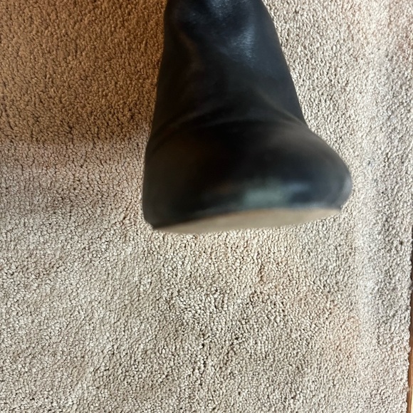 Women’s Charles David black heeled boots - Picture 2 of 6